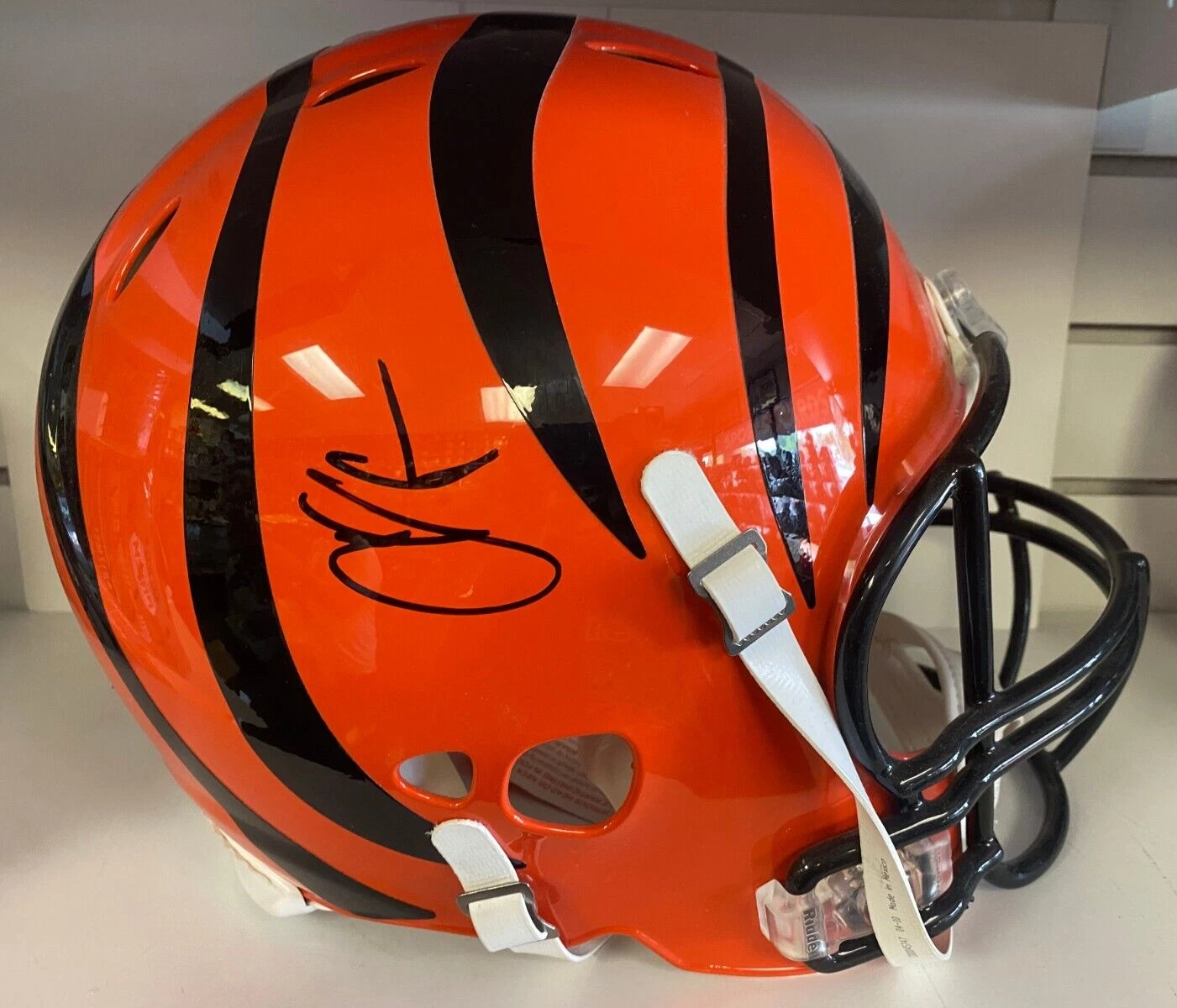 CHAD OCHOCINCO BENGALS SIGNED AUTOGRAPHED TEAM ISSUED PRO FULL SIZE HELMET JSA