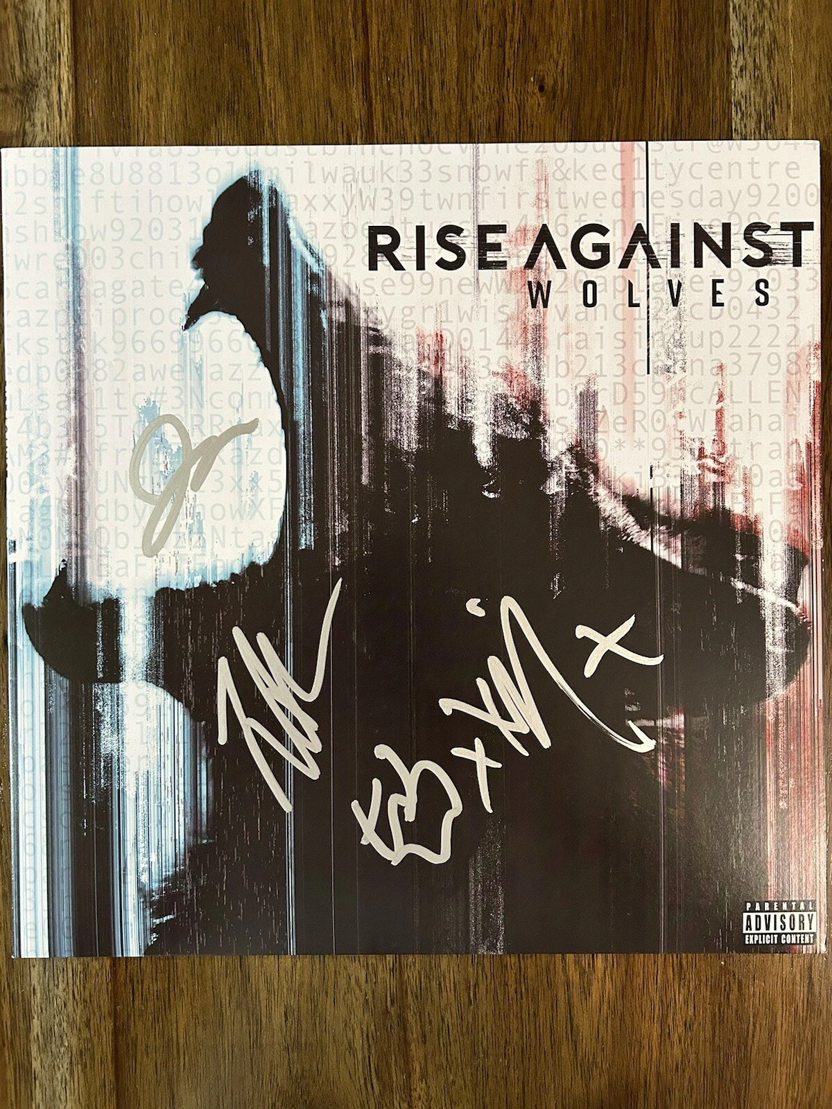 ‘RISE AGAINST’ BAND SIGNED ‘WOLVES’ VINYL ALBUM ‘TIM MCLLRATH’ PROOF COLLECTIBLE MEMORABILIA