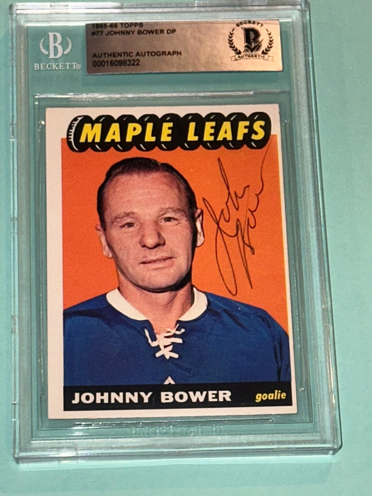 JOHNNY BOWER DP Signed 1965-66 TOPPS Card #77 Beckett BAS
