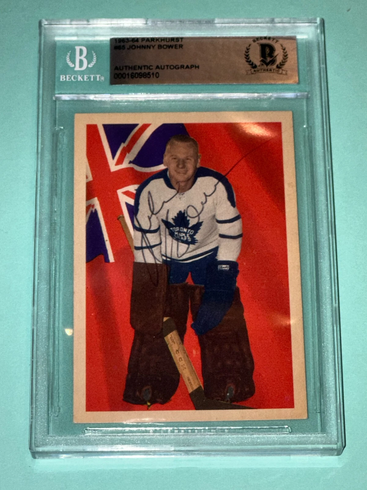 JOHNNY BOWER Signed 1963-64 PARKHURST Card #65 Beckett BAS