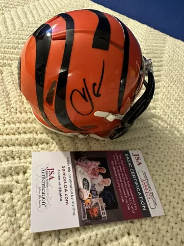 Autographed store Chad Ochocinco Johnson Bengals mini helmet