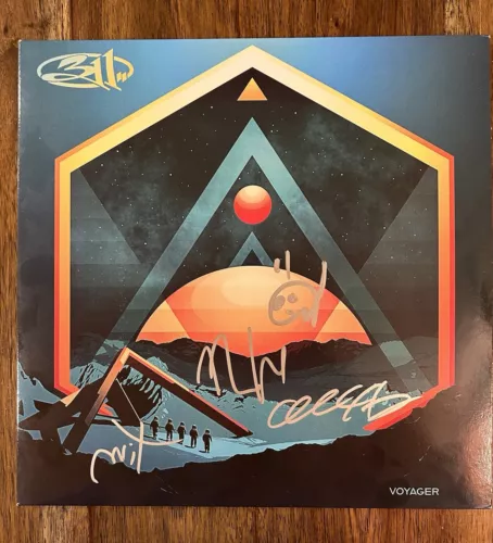 ‘311’ Band Signed Vinyl Album ‘Voyager’ Nick Hexum +3 Members Autograph