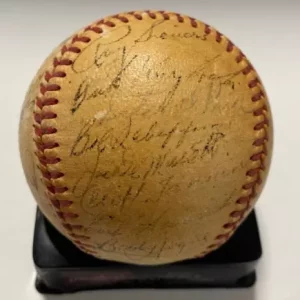 1952 ST. LOUIS BROWNS TEAM SIGNED AUTOGRAPHED BASEBALL BECKETT LOA VINTAGE