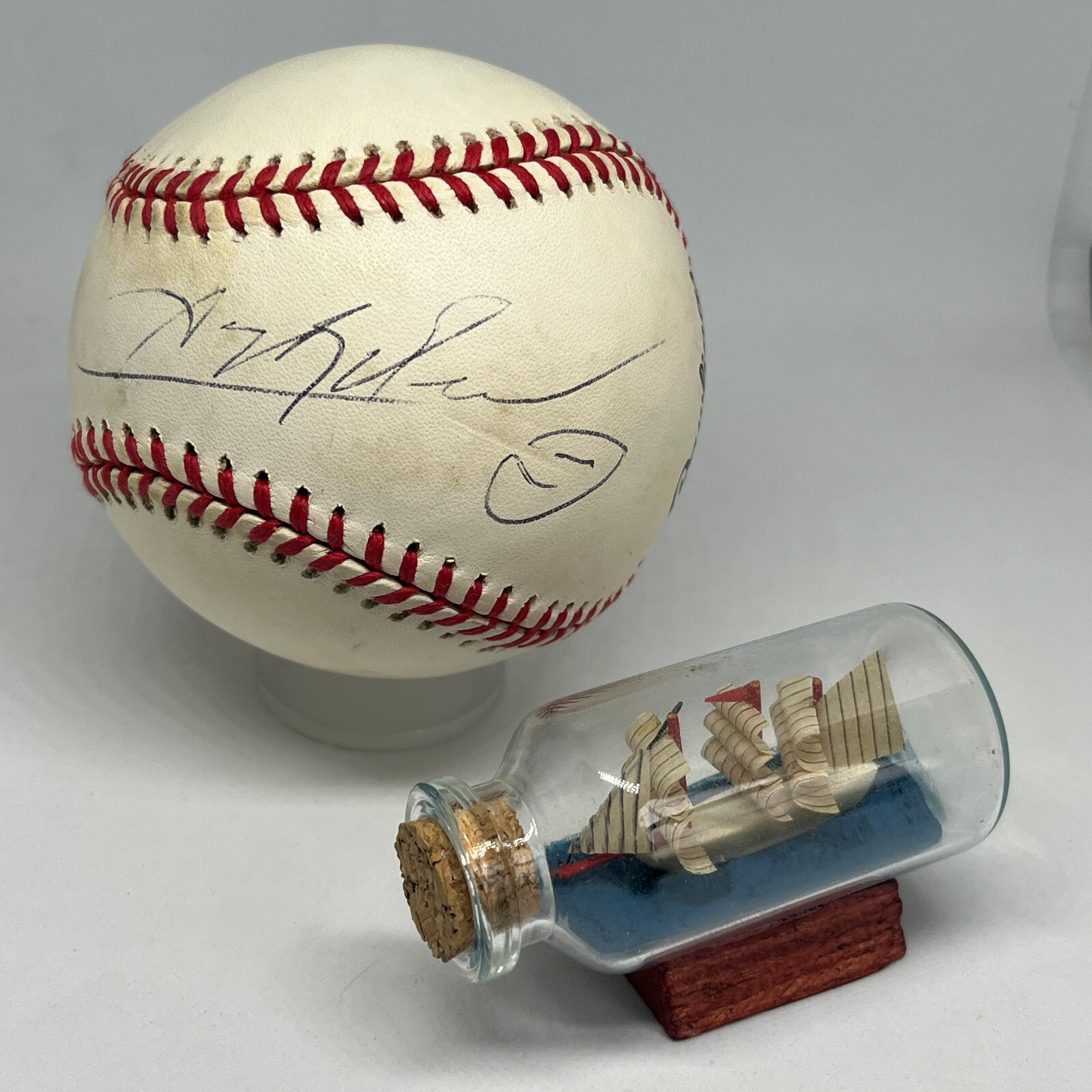 Sugar Ray Leonard signed Rawlings OMNL Baseball JSA COA Rare Boxing Auto A3470