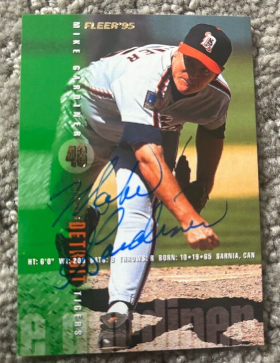 1995 Fleer Baseball Card #52 Mike Gardiner signed autographed Detroit Tigers