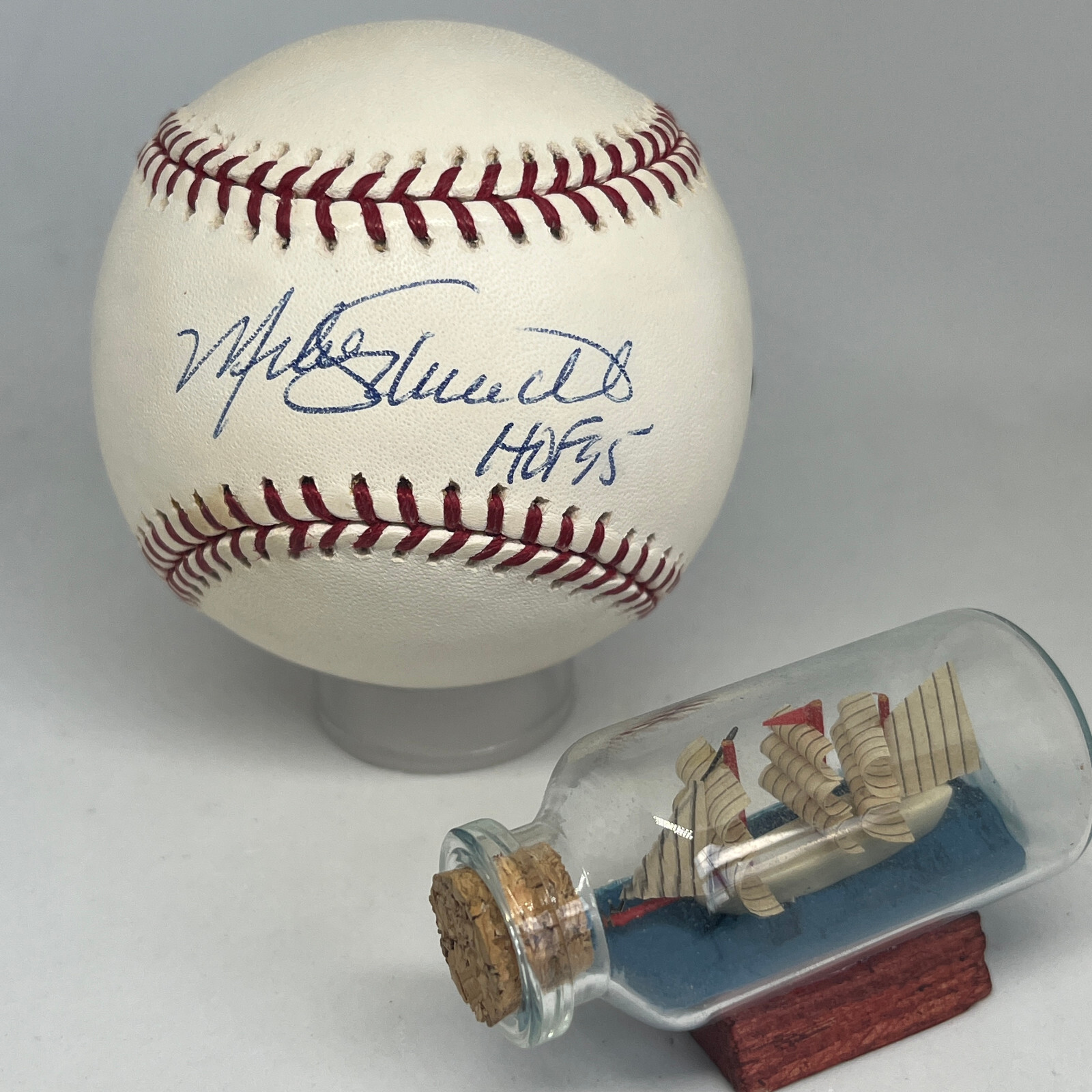 Mike Schmidt signed Rawlings OML Baseball JSA COA Phillies HOF Auto A3521