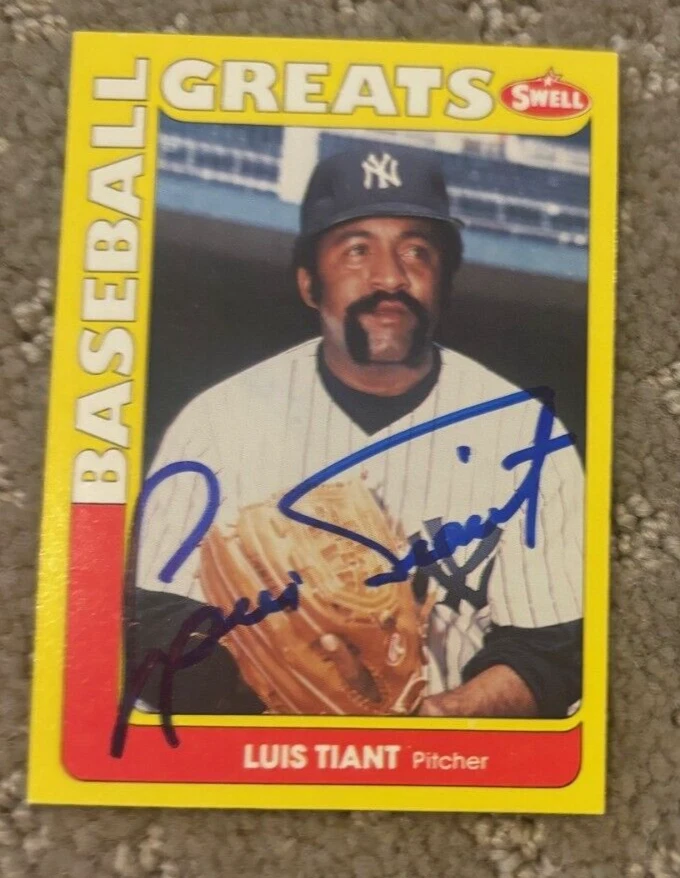 1991 SWELL BASEBALL GREATS #90 LUIS TIANT SIGNED AUTOGRAPHED CARD YANKEES RED SO COLLECTIBLE MEMORABILIA