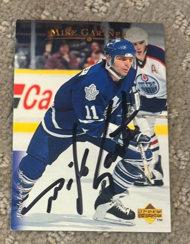 MIKE GARTNER 1995-96 Upper Deck #110 Toronto Maple Leafs signed autographed card