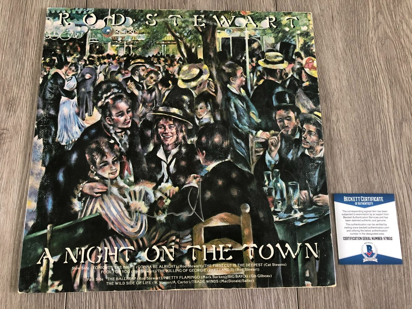 ROD STEWART SIGNED A NIGHT ON THE TOWN VINYL ALBUM w/PROOF & BECKETT BAS COA