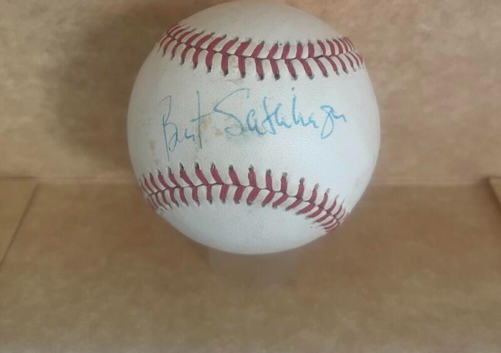 BRET SABERHAGEN ROYALS TONING SIGNED AUTOGRAPHED A.L. BASEBALL BECKETT AUTH