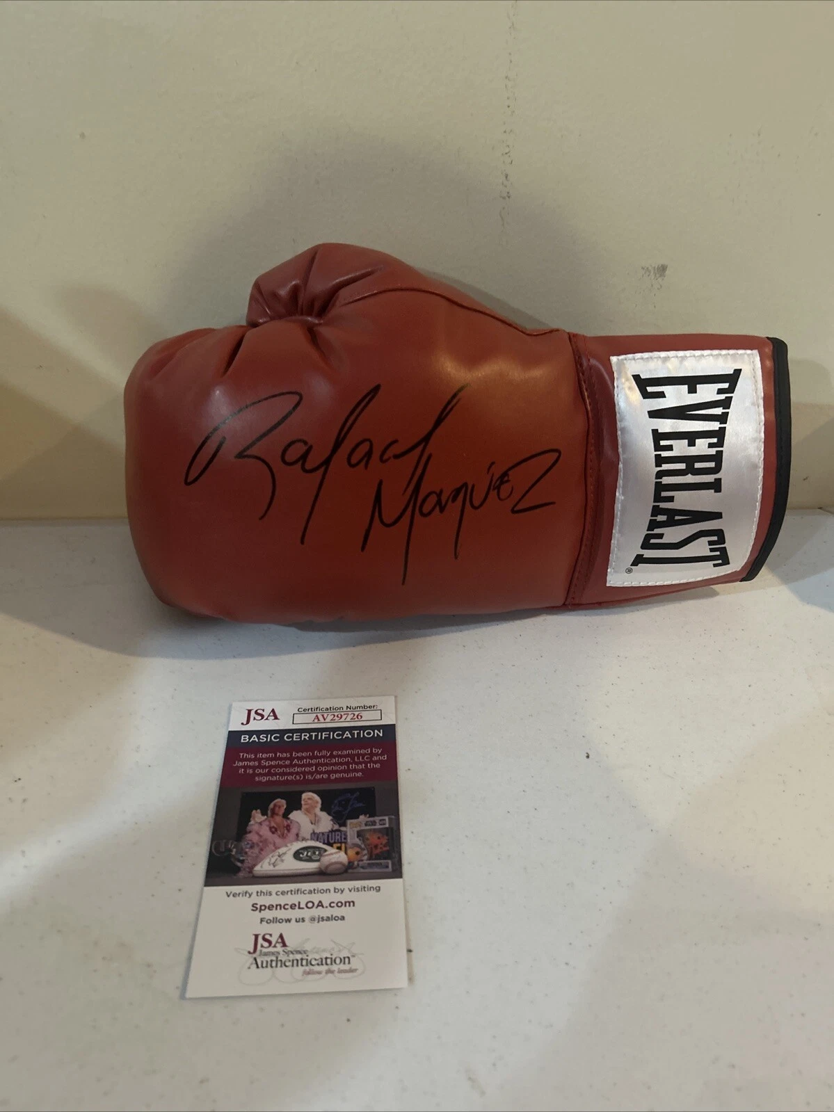 RAFAEL MARQUEZ SIGNED AUTOGRAPH EVERLAST BOXING GLOVE JSA COA HOF 2023 CHAMP