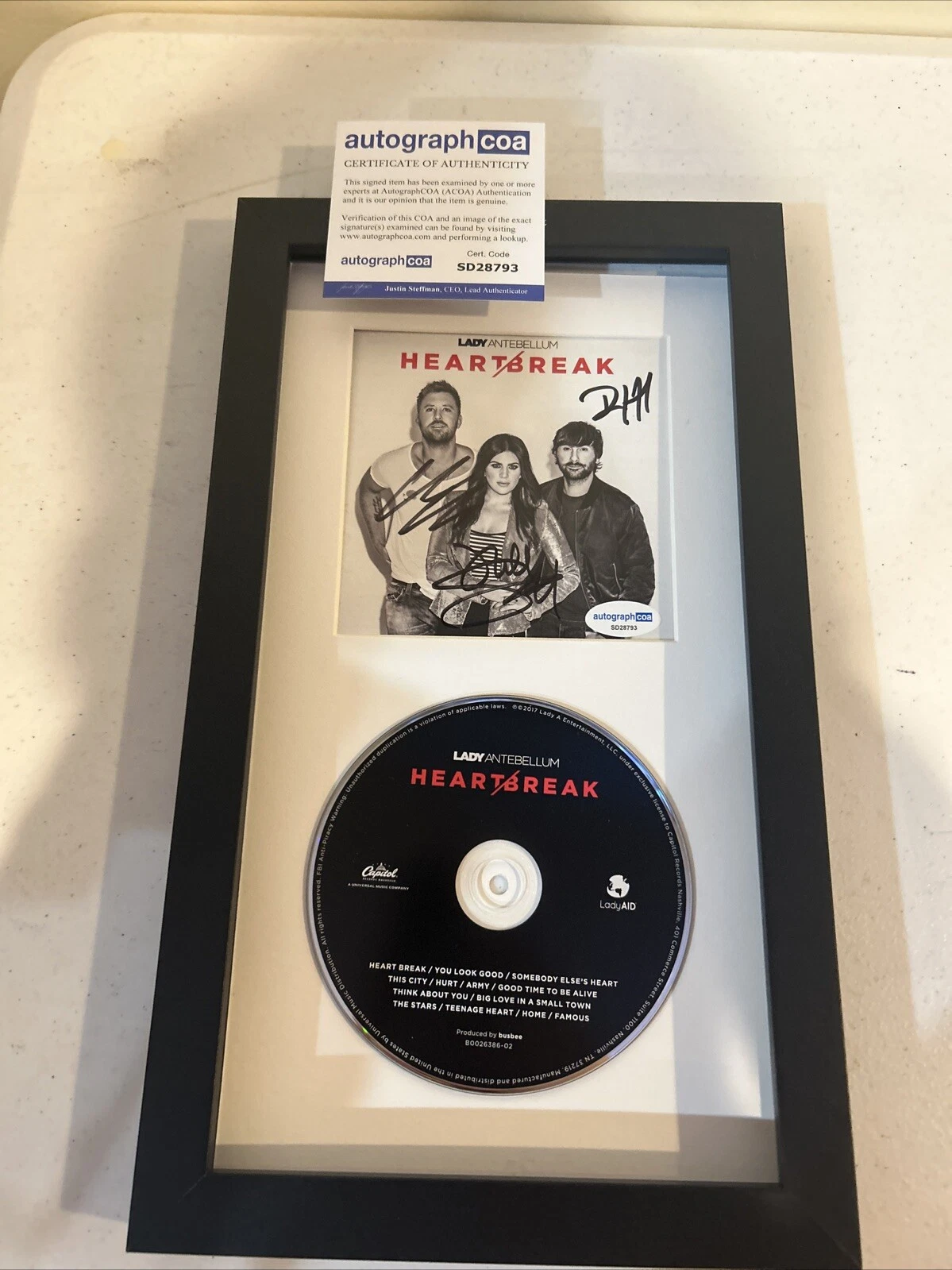 LADY ANTEBELLUM SIGNED AUTOGRAPH FRAMED CD DISPLAY ACOA HEARTBREAK ALBUM COUNTRY