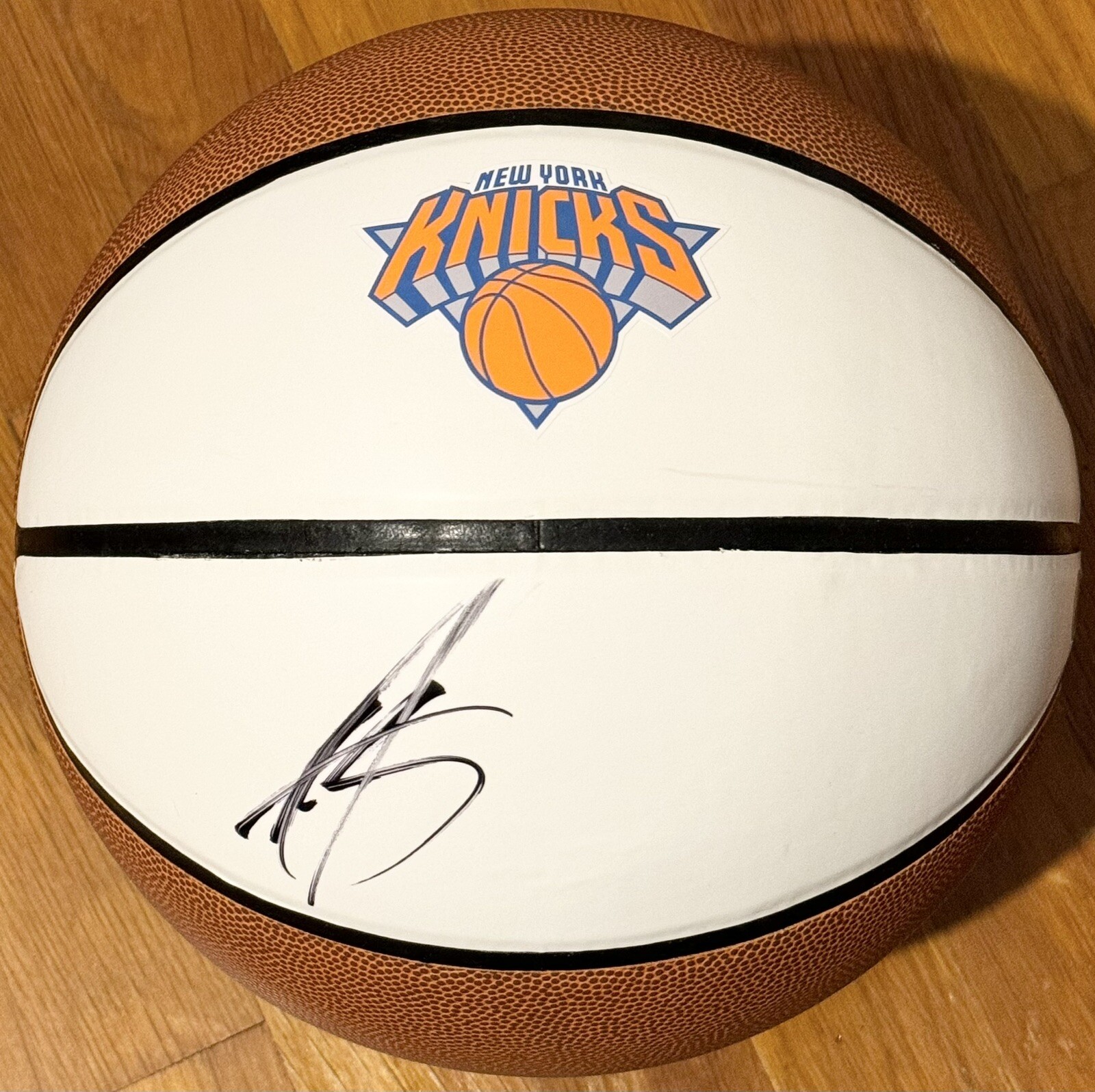 Karl Anthony Towns Signed Autographed New York Knicks Logo Basketball Beckett