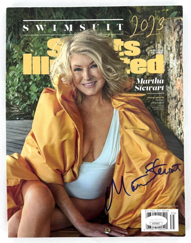Martha Stewart Signed Autograph 2023 Sports Illustrated Swimsuit Magazine w/ JSA