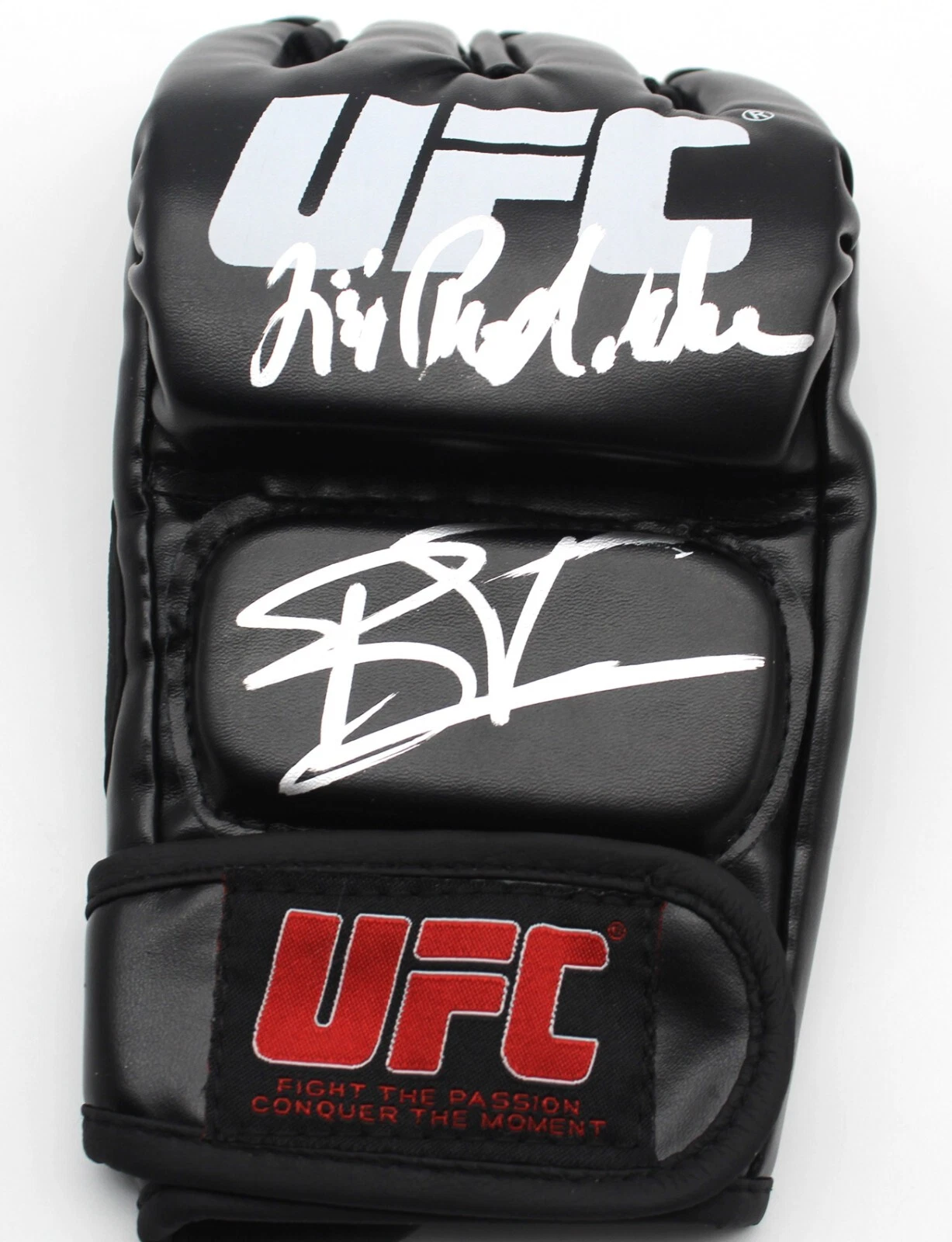 Jiri Prochazka Signed UFC Training Glove w/Beckett COA MMA Champion BP01638