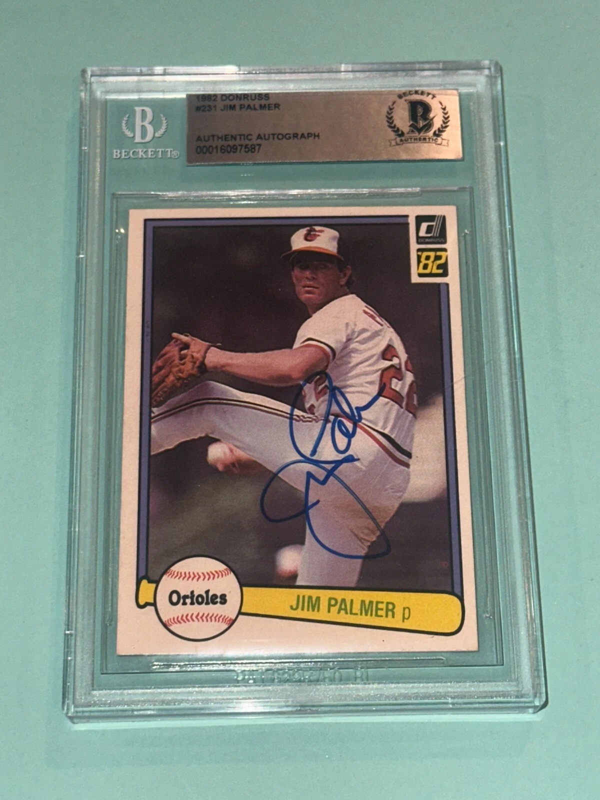 JIM PALMER Signed 1982 DONRSS Card #231 Beckett Authenticated (BAS)
