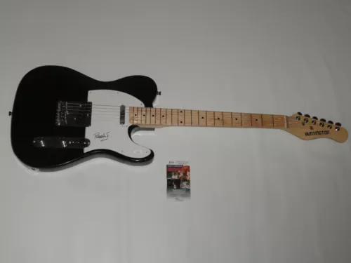 BOOKER T JONES SIGNED BLACK ELECTRIC GUITAR BOOKER T & THE M.G.’S JSA COA PROOF COLLECTIBLE MEMORABILIA