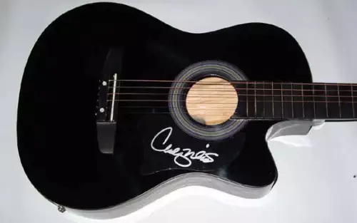 CHELY WRIGHT AUTOGRAPHED SIGNED ACOUSTIC/ELECTRIC GUITAR COLLECTIBLE MEMORABILIA