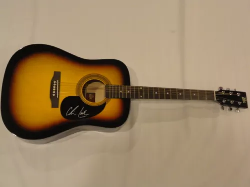 CHRIS LANE SIGNED FULL-SIZE SUNBURST ACOUSTIC GUITAR COUNTRY SUPERSTAR PROOF FIX COLLECTIBLE MEMORABILIA