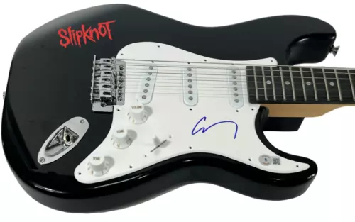 COREY TAYLOR SLIPKNOT SIGNED AUTOGRAPH ELECTRIC GUITAR FULL SIZE BECKETT WITNESS COLLECTIBLE MEMORABILIA
