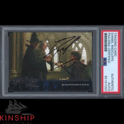 DANIEL RADCLIFFE SIGNED ARTBOX TRADING CARD PSA DNA SLAB HARRY POTTER AUTO C2661 COLLECTIBLE MEMORABILIA