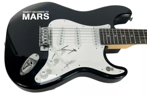 JARED LETO THIRTY SECONDS TO MARS SIGNED AUTOGRAPH ELECTRIC GUITAR BECKETT COA COLLECTIBLE MEMORABILIA