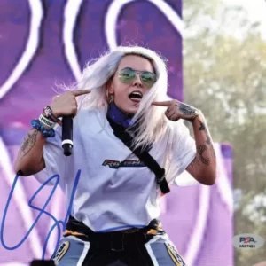 Lauren Sanderson signed 8x10 photo PSA/DNA Autographed Musician