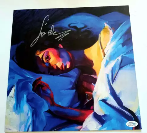 LORDE AUTOGRAPHED SIGNED LP RECORD ALBUM FLAT POSTER ACOA COLLECTIBLE MEMORABILIA