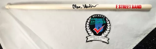 MAX WEINBERG SIGNED DRUMSTICK BRUCE SPRINGSTEEN & E STREET BAND BECKETT BAS COA COLLECTIBLE MEMORABILIA