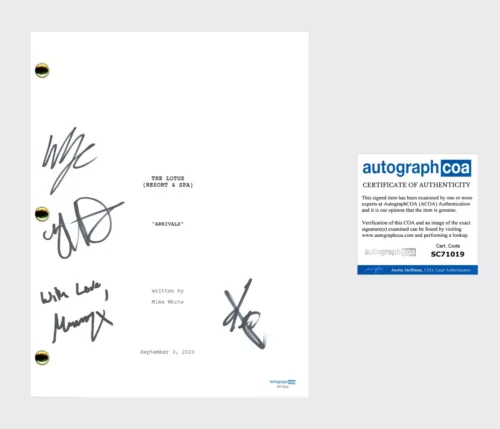 ‘THE WHITE LOTUS’ MEGHANN FAHY SIGNED FULL SCRIPT WILL SHARPE ACOA LEO & MURRAY COLLECTIBLE MEMORABILIA