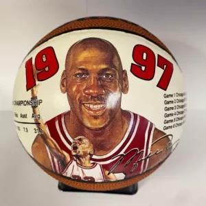 1997 MICHAEL JORDAN CHICAGO BULLS COLLECTIBLE MINI WILSON BASKETBALL