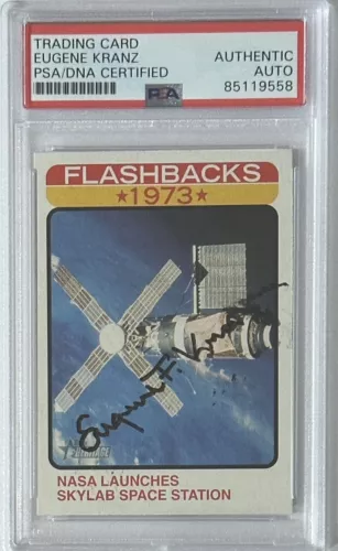 2022 TOPPS HERITAGE GENE EUGENE KRANZ SIGNED PSA DNA COA AUTOGRAPH NASA DIRECTOR
 COLLECTIBLE MEMORABILIA