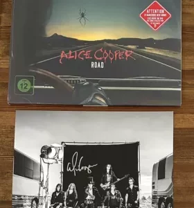 ALICE COOPER Road 2LP Red Vinyl & AUTOGRAPHED SIGNED Picture Beckett BAS COA