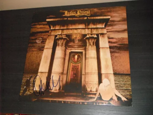 JUDAS PRIEST IAN HILL SIGNED SIN AFTER SIN VINYL ALBUM COLLECTIBLE MEMORABILIA