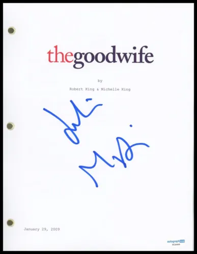 JULIANNA MARGULIES “THE GOOD WIFE” AUTOGRAPH SIGNED PILOT EPISODE SCRIPT ACOA COLLECTIBLE MEMORABILIA