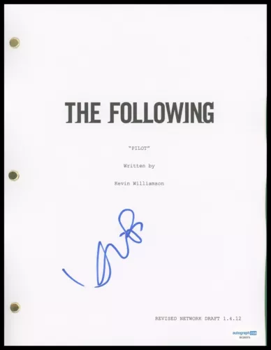 KEVIN BACON “THE FOLLOWING” AUTOGRAPH SIGNED COMPLETE PILOT EPISODE SCRIPT ACOA COLLECTIBLE MEMORABILIA
