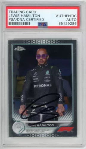 LEWIS HAMILTON 2022 TOPPS CHROME FORMULA 1 #8 REFRACTOR AUTO PSA/DNA COLLECTIBLE MEMORABILIA