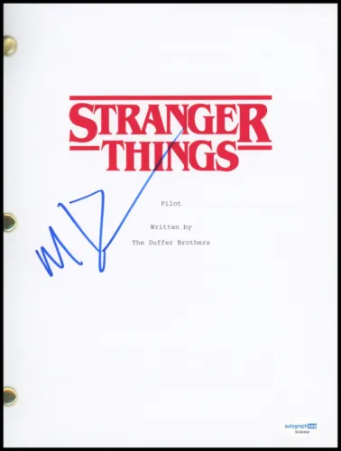 MATT DUFFER “STRANGER THINGS” AUTOGRAPH SIGNED FULL PILOT EPISODE SCRIPT ACOA COLLECTIBLE MEMORABILIA