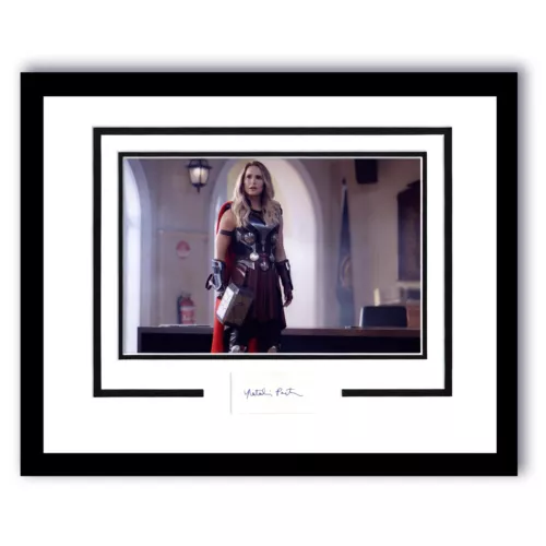 NATALIE PORTMAN “THOR: LOVE AND THUNDER” AUTOGRAPH SIGNED FRAMED 11×14 DISPLAY COLLECTIBLE MEMORABILIA