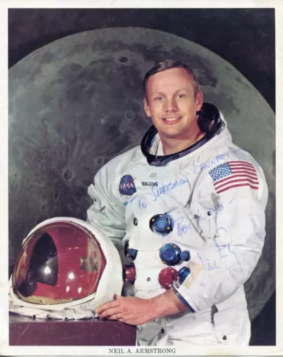 NEIL ARMSTRONG NASA ASTRONAUT APOLLO MOONWALKER SIGNED AUTOGRAPH PHOTO ZARELLI COLLECTIBLE MEMORABILIA