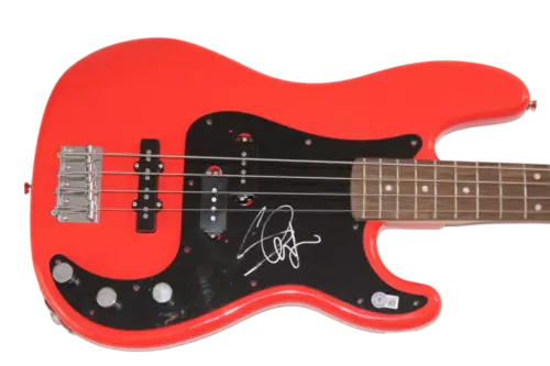 Steve Harris Iron Maiden Signed Autograph Fender Electric Bass Guitar Beckett