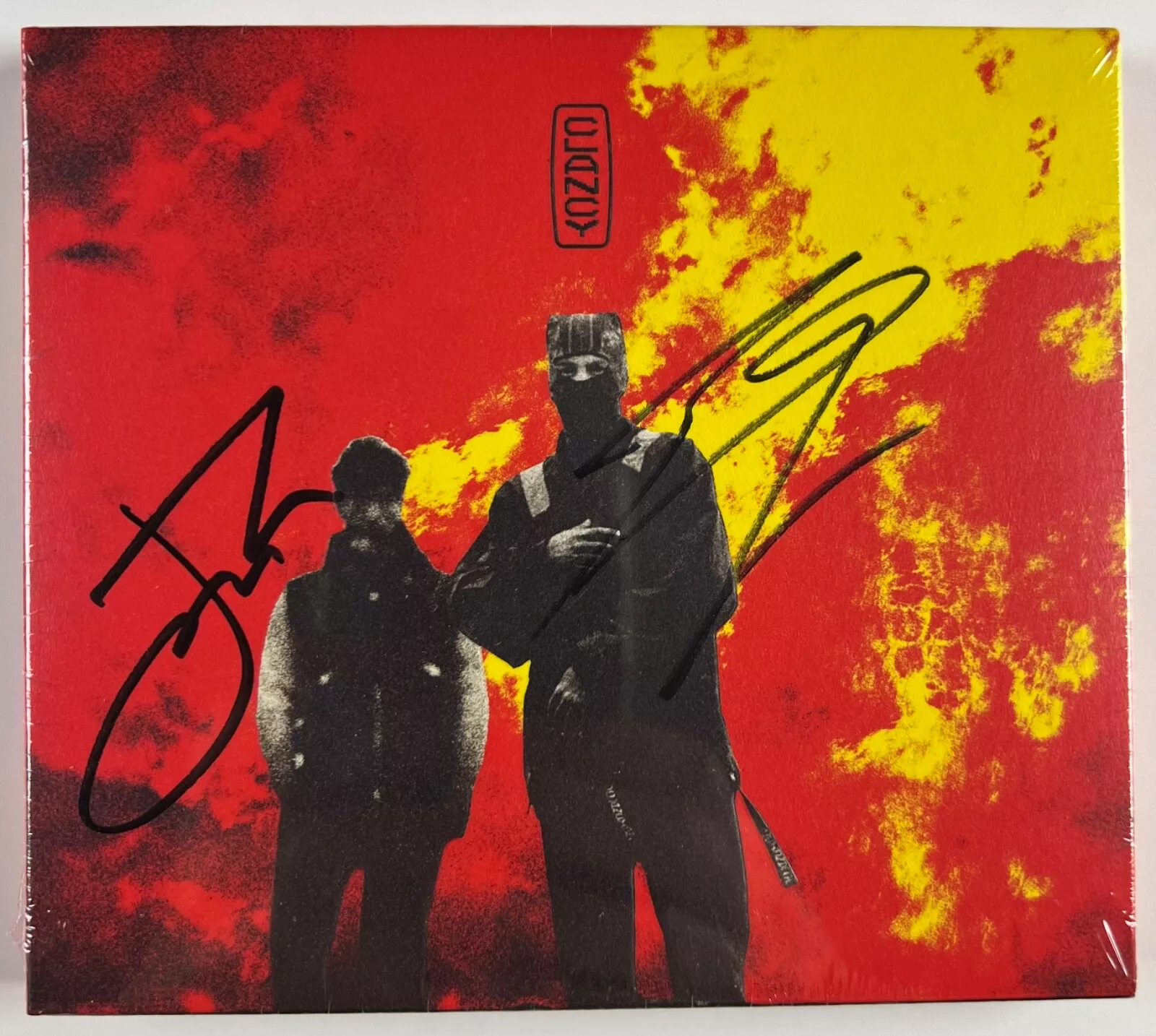 トゥエンティ・ワン・パイロッツ　直筆サイン入りCD　21 PILOTS TWENTY ONE PILOTS 21 PILOTS Signed Autographed Clancy CD