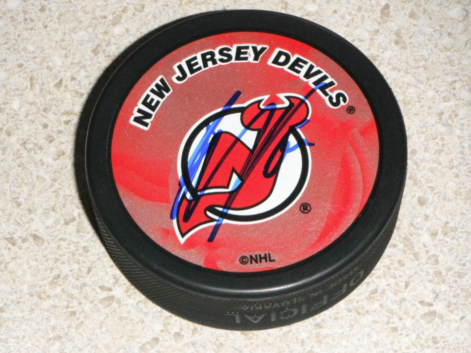 NEW JERSEY DEVILS JESPER BRATT SIGNED HOCKEY PUCK
