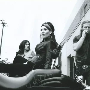 **GFA Sons of Anarchy - Gemme *KATEY SAGAL* Signed 8x10 Photo K3 COA**
