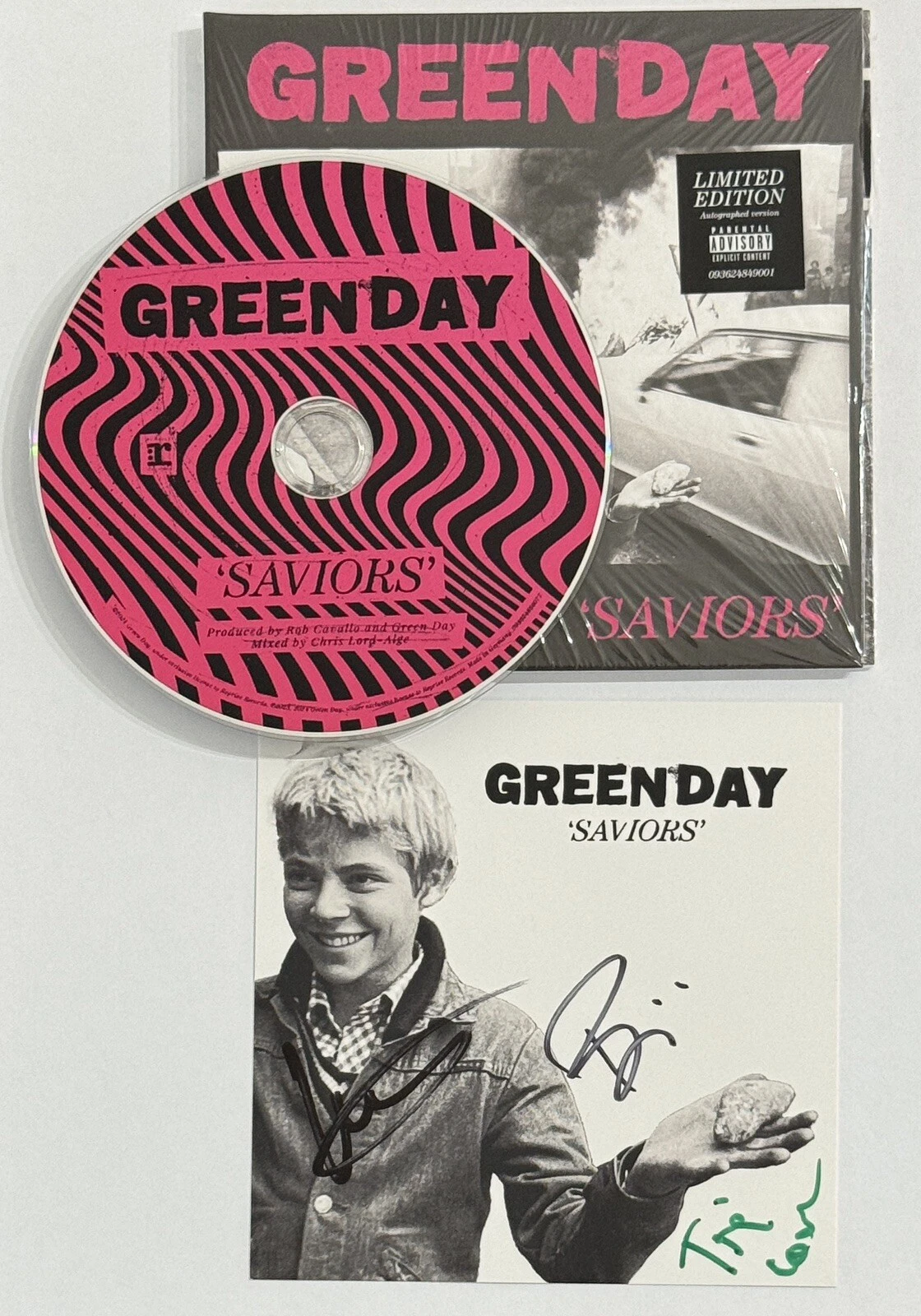Signed Green Day Autographed Memorabilia, Guitar & Posters For