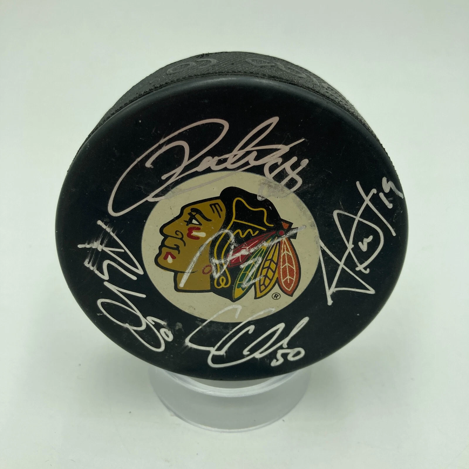 2012-13 CHICAGO BLACKHAWKS STANLEY CUP TEAM SIGNED HOCKEY PUCK JSA COA COLLECTIBLE MEMORABILIA