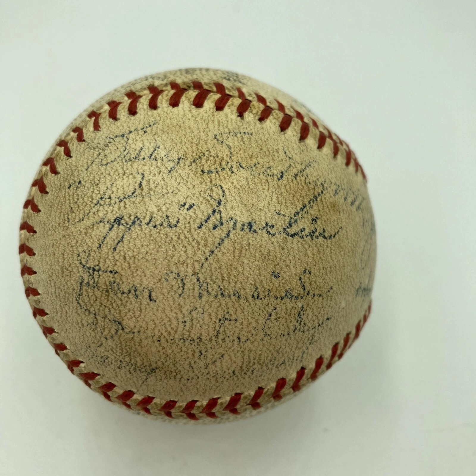 1944 ST. LOUIS CARDINALS WORLD SERIES CHAMPS TEAM SIGNED BASEBALL JSA COA COLLECTIBLE MEMORABILIA