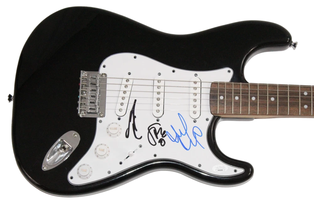 Mike McCready Matt Cameron Stone Gossard Signed Autograph Fender Guitar w/ JSA