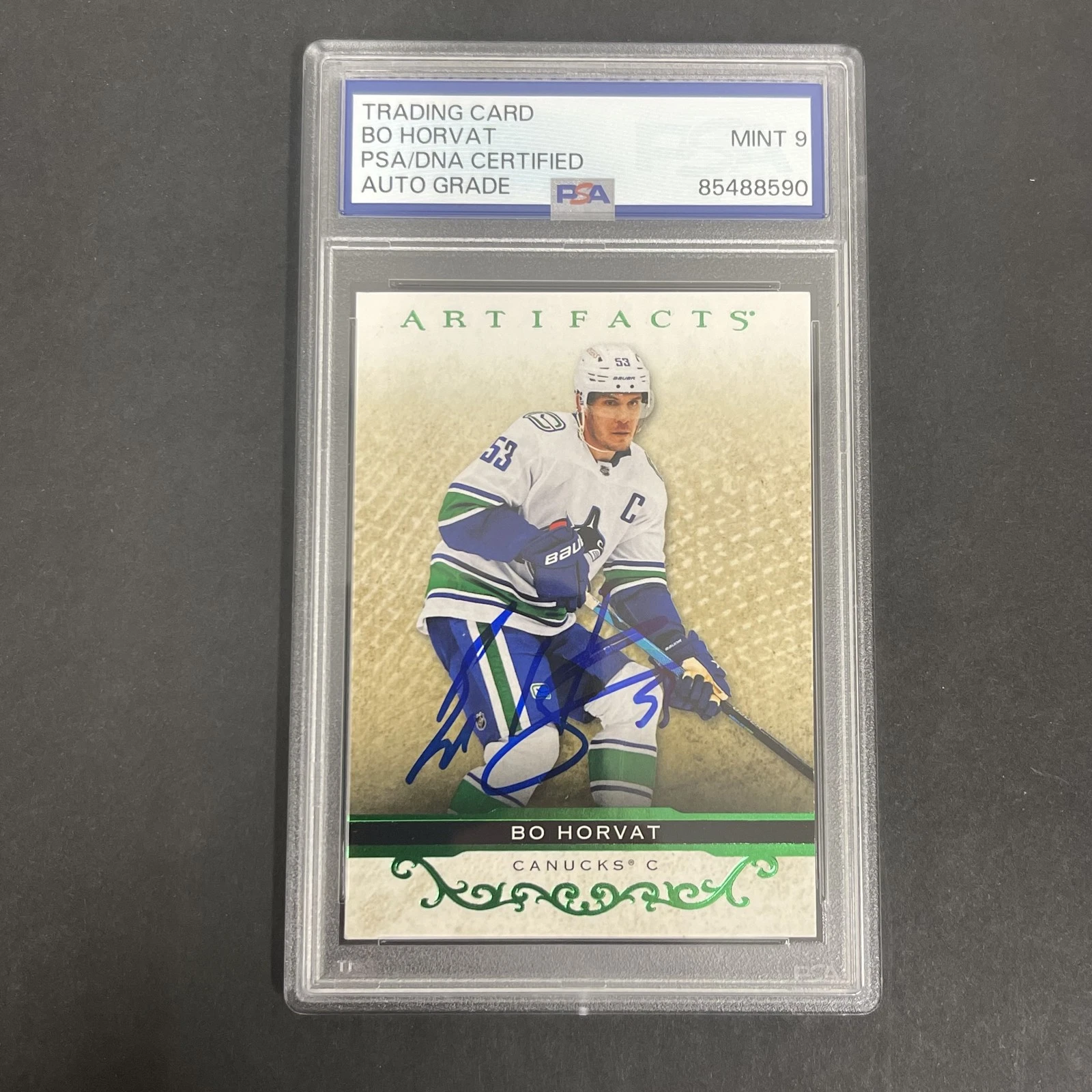 2021 Upper Deck Artifacts #1 Bo Horvat signed card PSA Auto 9 Canucks