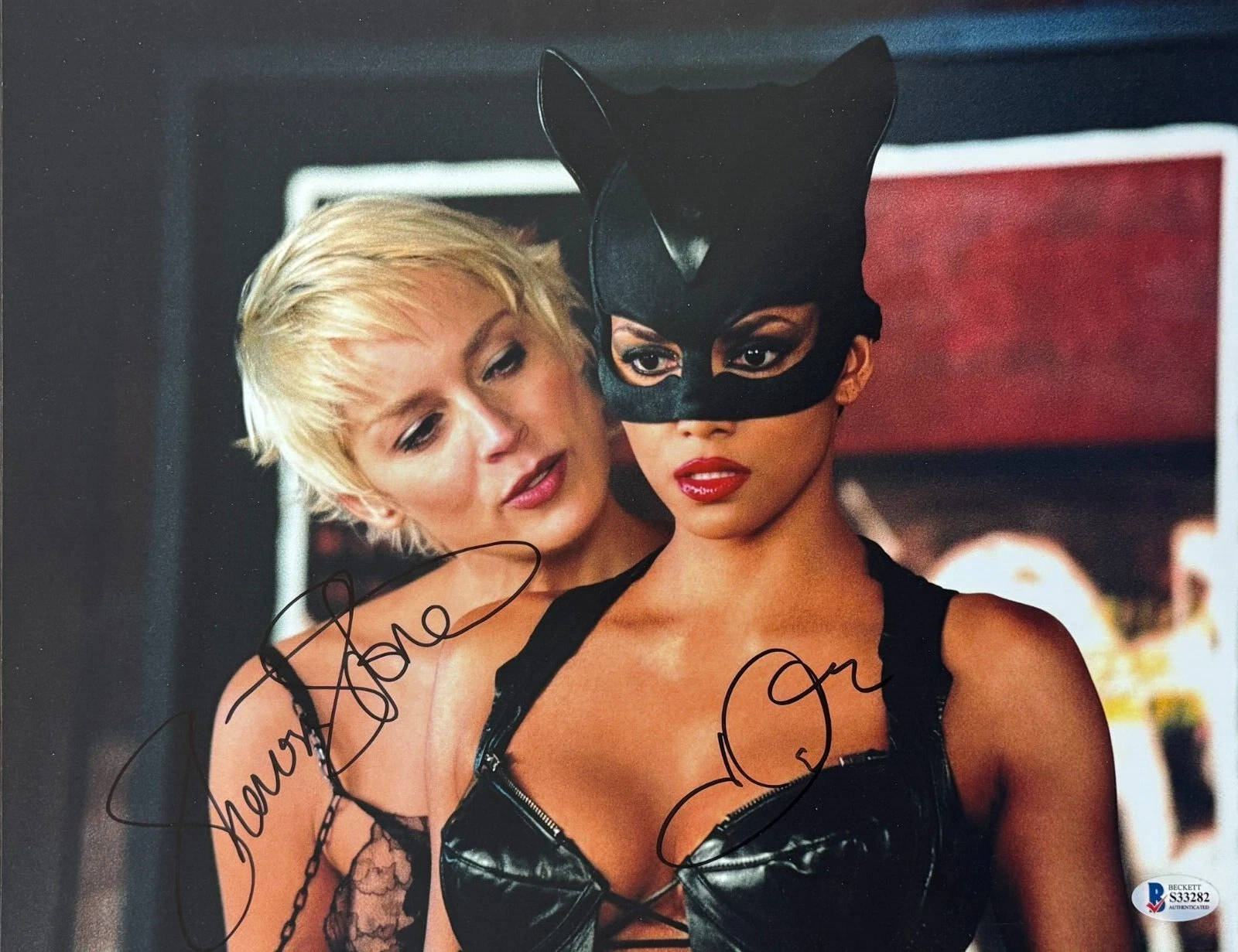 Halle Berry Sharon Stone Signed 11x14 Photo Catwoman Authentic Autograph Beckett
